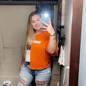 Meet your Posher, Jasmine